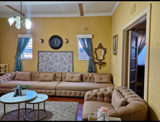 3 BEDROOM HOUSE FOR SALE IN HIGHLANDS NORTH